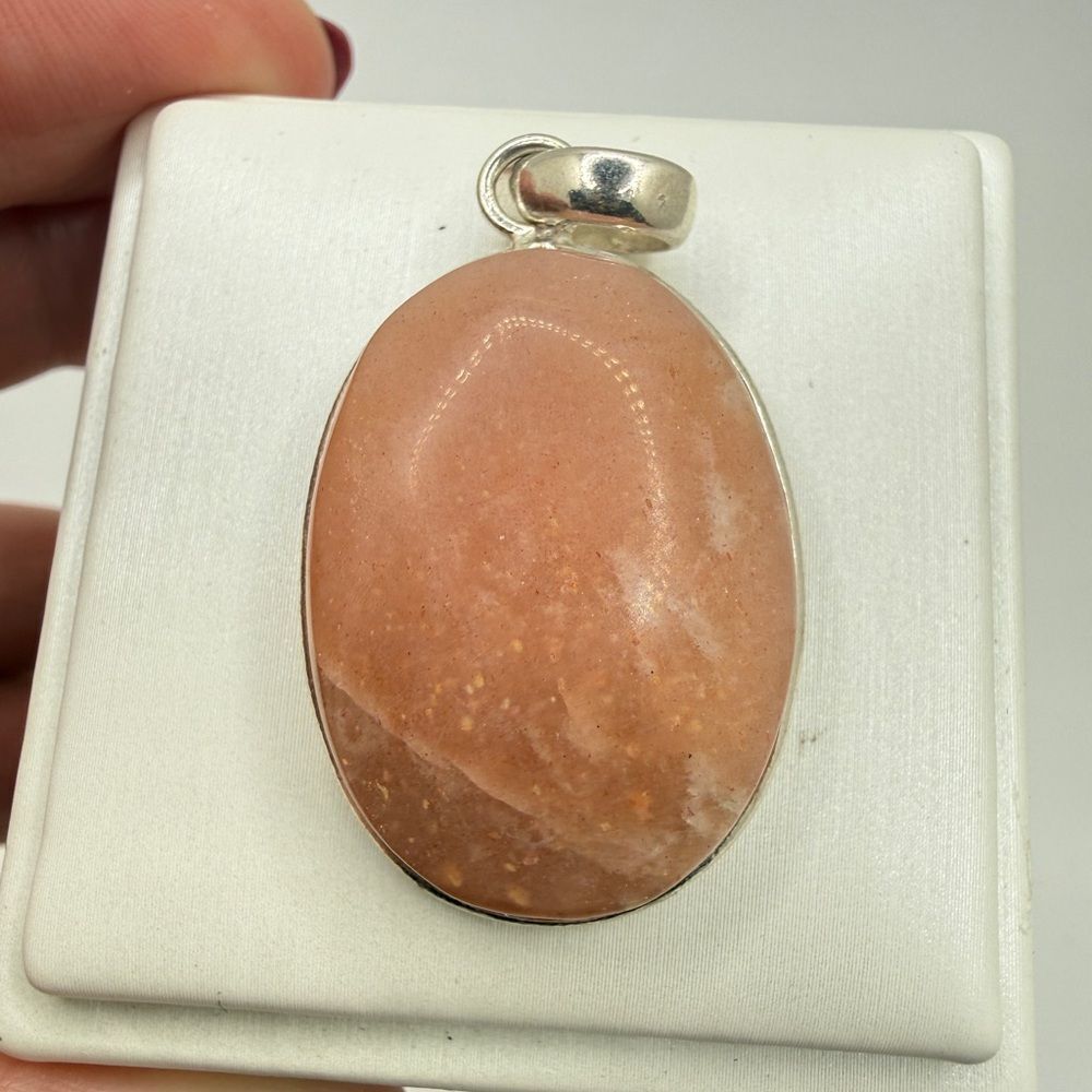 STUNNING 28x20mm peach moonstone oval cabochon pendant in sterling silver!